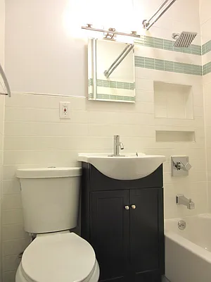 Rented by Bohemia Realty Group | media 27