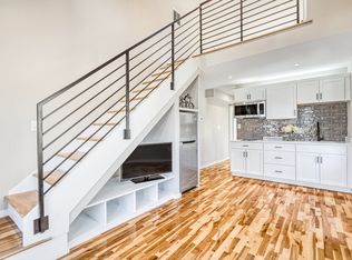 10237 Stratford Ave #B, Fairfax, VA 22030