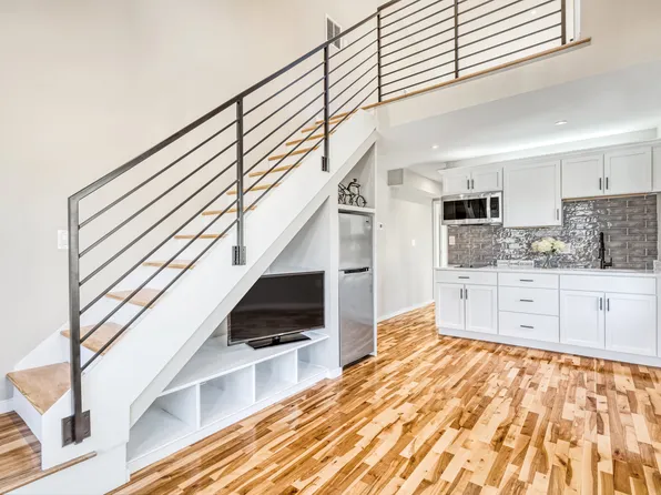10237 Stratford Ave #B, Fairfax, VA 22030