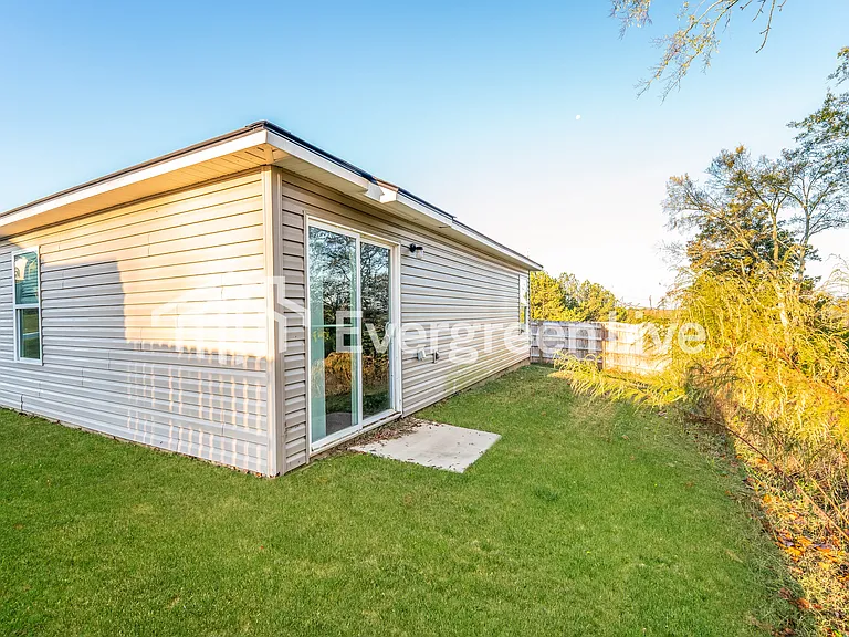 175 Highland View Dr — Photo 15