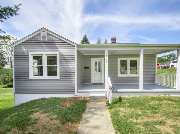 701 2nd St, Radford, VA 24141