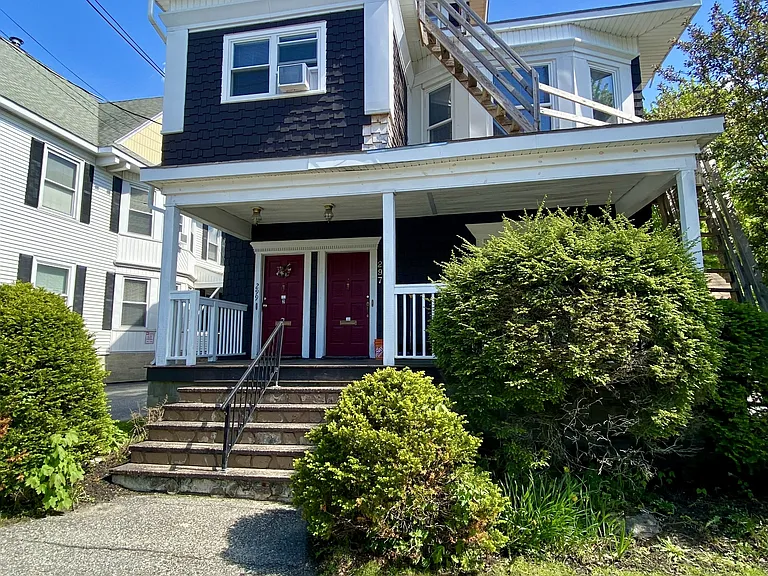 299 Pine St — Photo 8