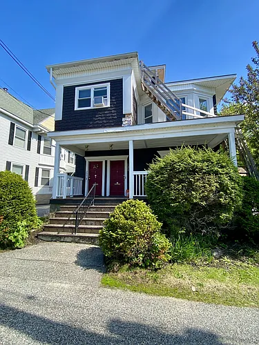 299 Pine St Photo 1