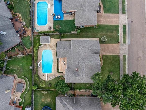 4th image of 3145 Briarly Ln