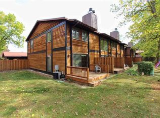 1004 Moraine Way APT 1, Green Bay, WI 54303