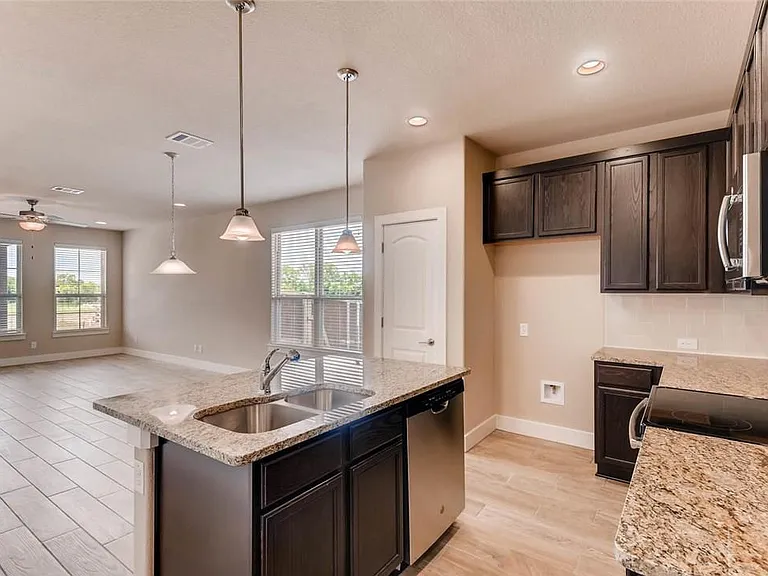 440 High Tech Dr #29B — Photo 3