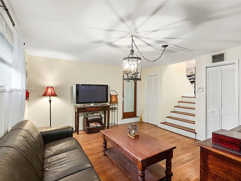 6315 Maynada St — Photo 6