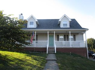 310 Foxglove Ln, Winchester, KY 40391