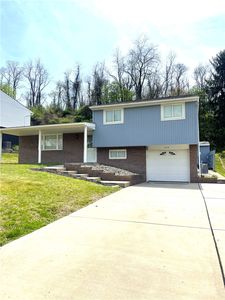 212 Chestershire Dr, Oakdale, PA, 15071