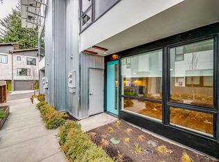 521 Madrona Way NE #11, Bainbridge Island, WA 98110