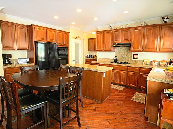 4th image of 21115 Oakleaf Canyon Dr