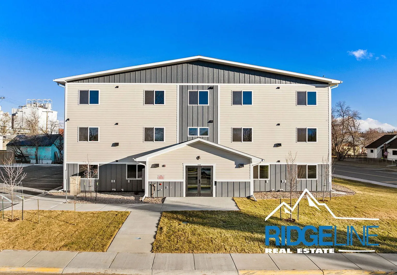 2 bed, 2.0 bath, 1096 sqft, $1,750 — Photo 2