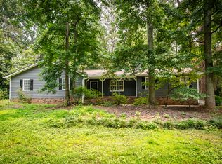 65 W Honeysuckle Ln, Carrollton, GA 30116