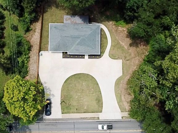 2nd image of 317 Pendleton Rd