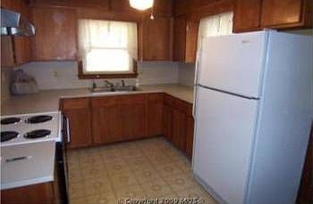 5th image of 11803 Wendy Ct