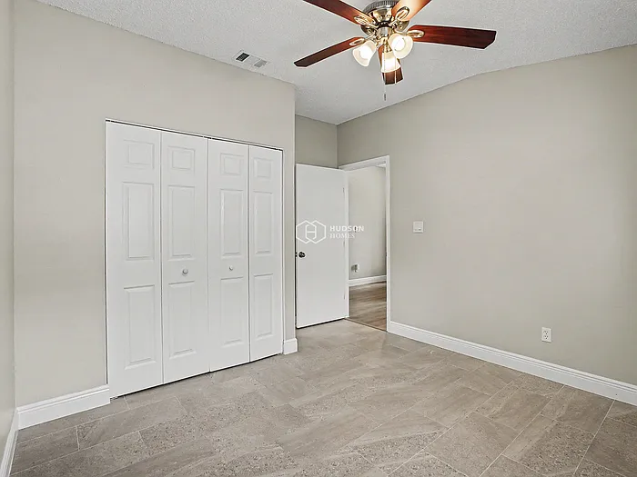 11220 Huxley Ave — Photo 15