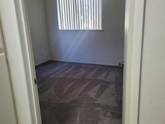 5th image of 27077 Hidaway Ave APT 4