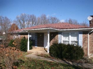 340 Locust Dr, Taylorsville, KY 40071