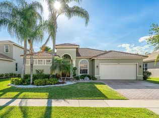 1341 Stonehaven Estates Dr, West Palm Beach, FL 33411