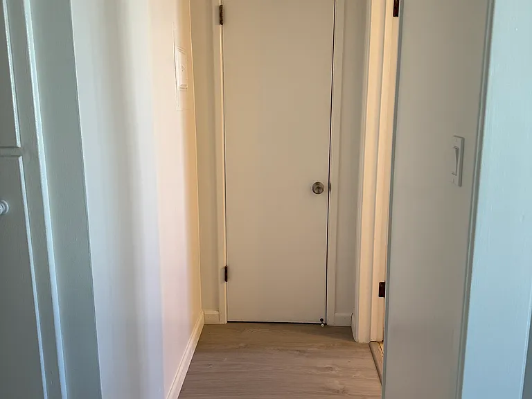 1727 E Villa St #4 — Photo 11