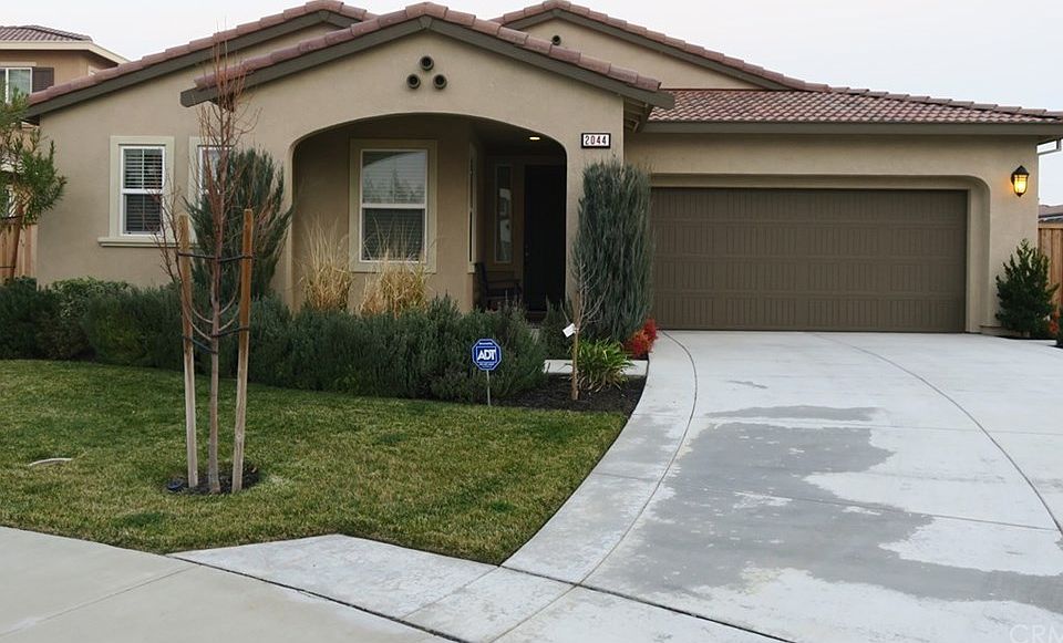 2nd image of 2044 Gibson Ct