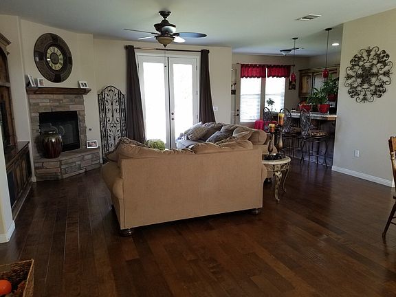 3rd image of 6609 Woodland Hills Dr