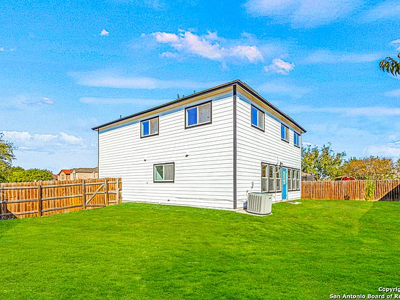 5th image of 3687 ARCHER BLVD