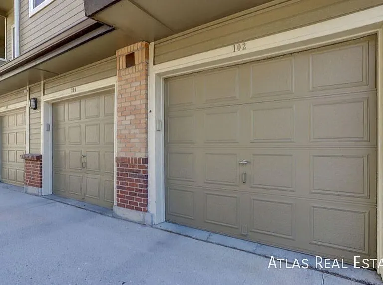 6001 S Yosemite St #H102 — Photo 24