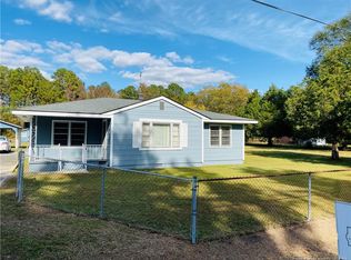 307 Evans Rd, Saint Pauls, NC 28384