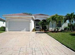 2495 SE 4th Pl, Homestead, FL 33033