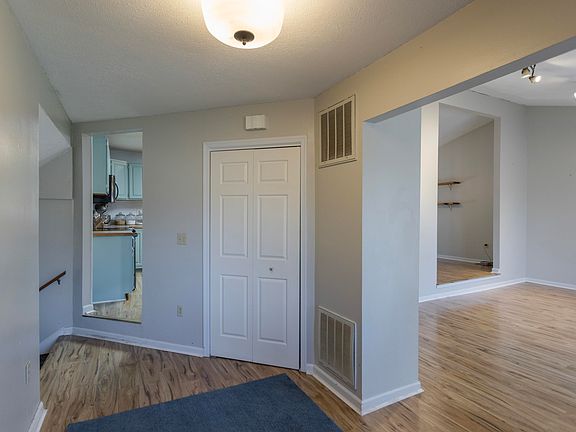 2nd image of 12 Link Rd