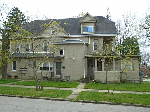 1214 Highland Ave #F Photo 1