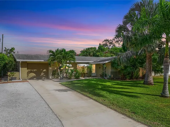 1821 Bellemeade Dr, Clearwater, FL 33755