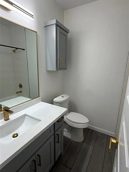 2109 E San Andrea St #3 — Photo 4
