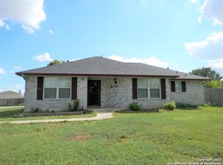 302 Renee Dr, Converse, TX 78109