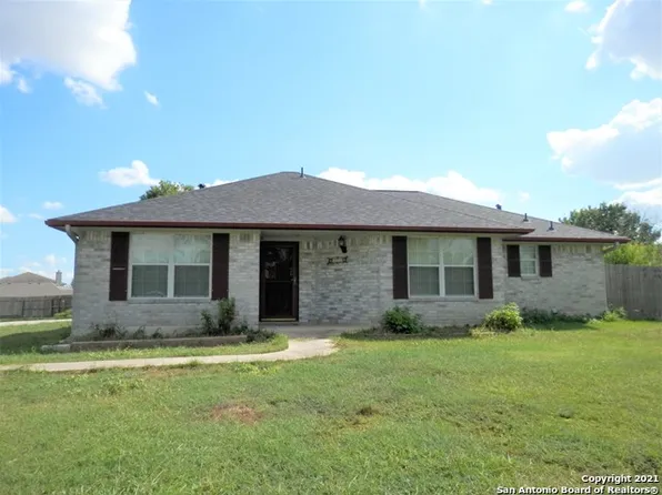 302 Renee Dr, Converse, TX 78109