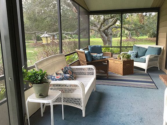 3rd image of 10 Angel Falls Cir