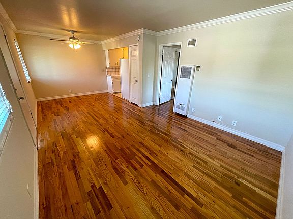 3rd image of 1220 Brookfield Ave #G