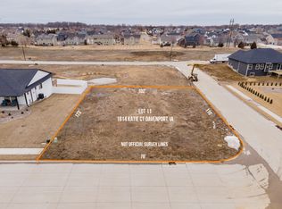1814 Katie Ct, Davenport, IA