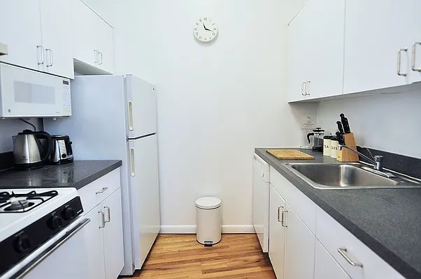 Rented by Torkian Group, LLC | media 11