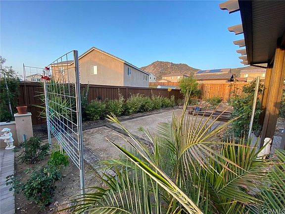 4th image of 30186 Meadow Oaks St
