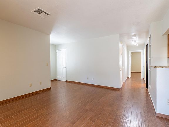 2nd image of 1321 Del Mar St APT 3