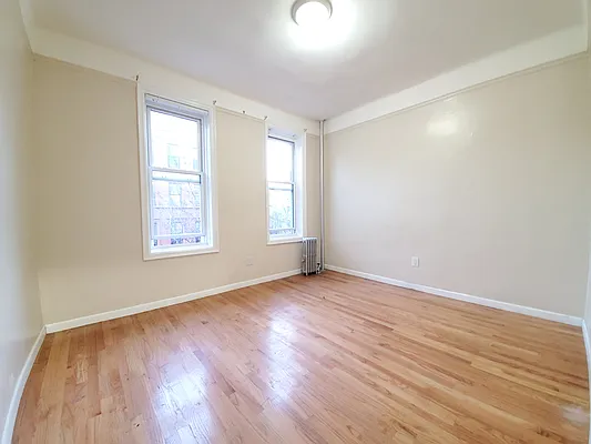 Rented by Esra Realty | media 2