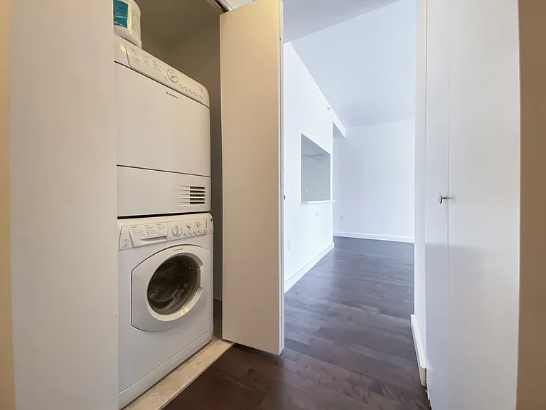 310 E 2nd St #3N — Photo 11