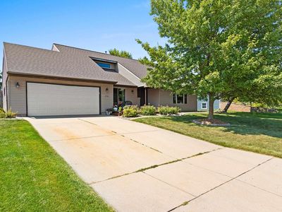 2161 Spring Creek Cir, Green Bay, WI, 54311