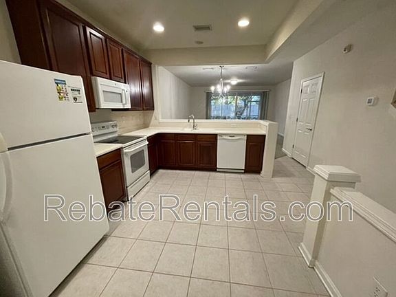 5th image of 4152 Crownwood Dr