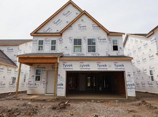 5856 Creekview Dr, Powell, OH 43065
