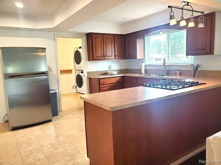 37515 Agar Dr — Photo 8
