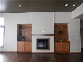 2nd image of 4828 Vine St