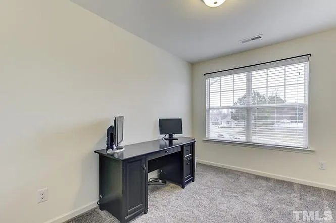 509 Commons Dr — Photo 18